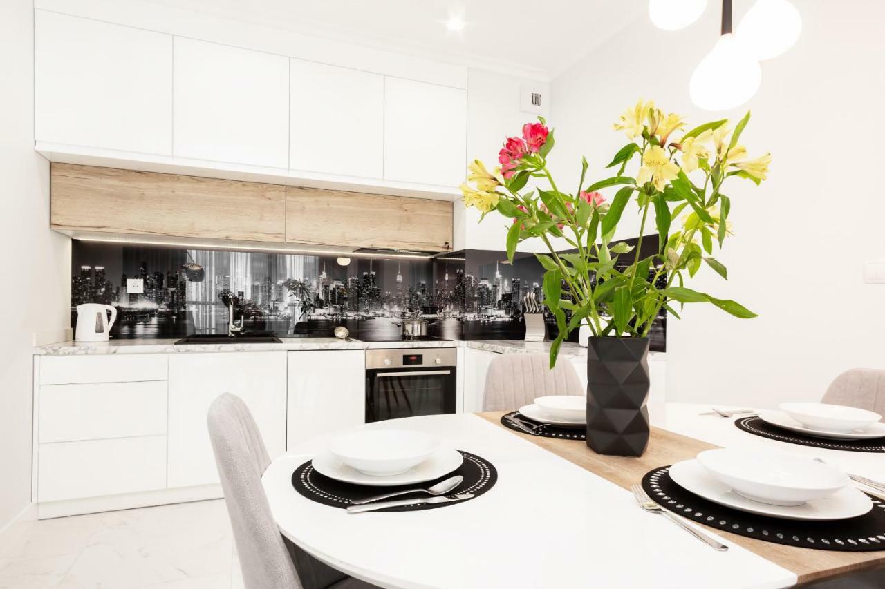 Apartments Warsaw Dzielna By Noclegi Renters Dış mekan fotoğraf